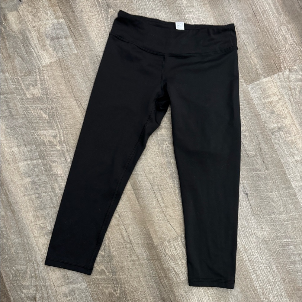 Iviva Lululemon Black Crop Leggings Girls Sz 12